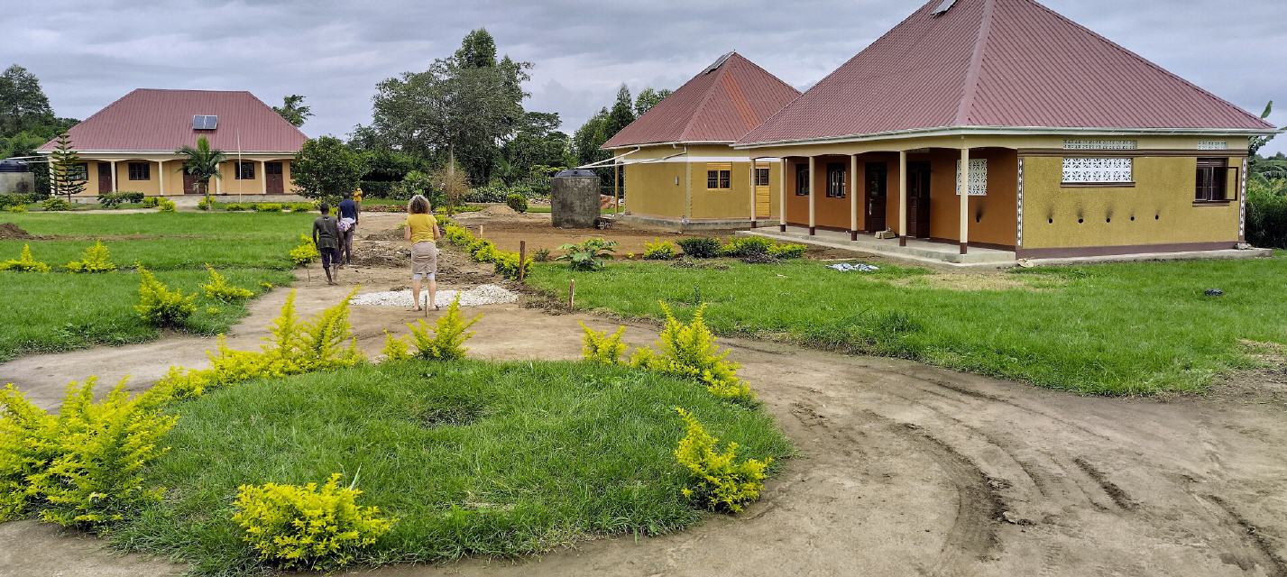 Mwebale Nnyo Gel&auml;nde 2