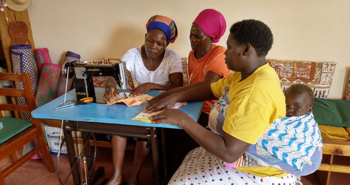 Irene, Ruth, Kafia: Vorstand Bulyakamu