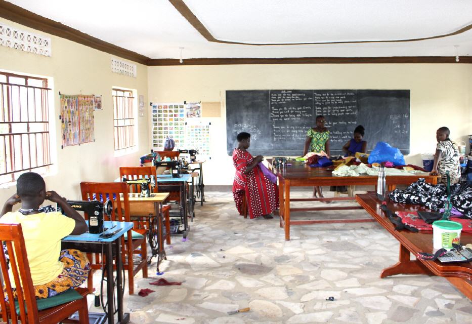 N&auml;hen 5 Febr.24