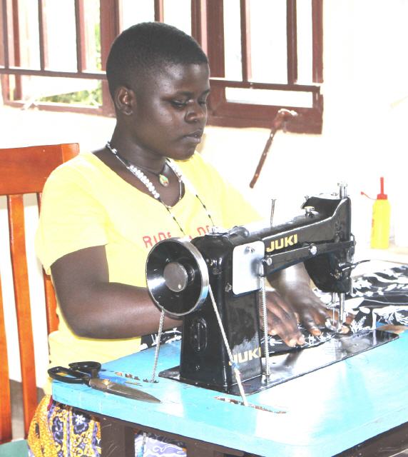 N&auml;hen 6 Febr.24