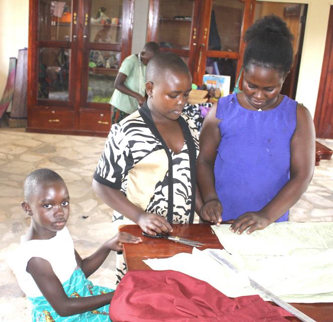 N&auml;hen 8 Febr.24